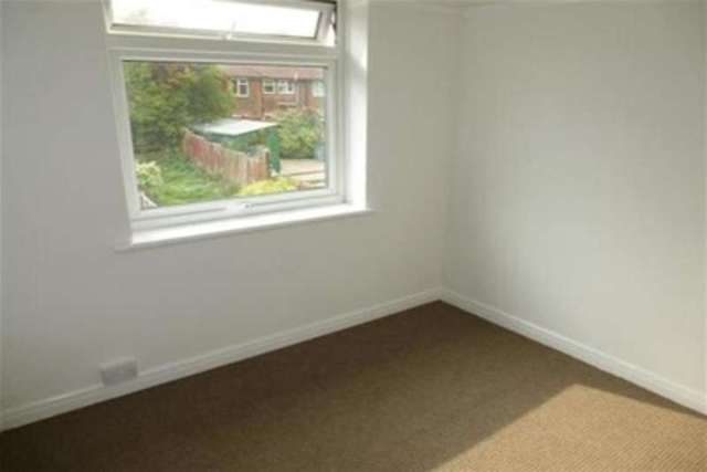  Image of 3 bedroom Terraced house to rent in Kitts Green Road Birmingham B33 at Birmingham, B33 9QN