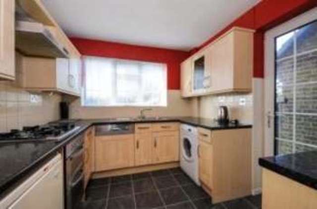 Image of 4 bedroom Detached house for sale in Knights Ridge Chelsfield Orpington BR6 at Orpington  Chelsfield, BR6 9UJ