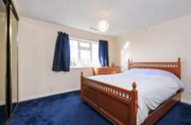  Image of 4 bedroom Detached house for sale in Knights Ridge Chelsfield Orpington BR6 at Orpington  Chelsfield, BR6 9UJ