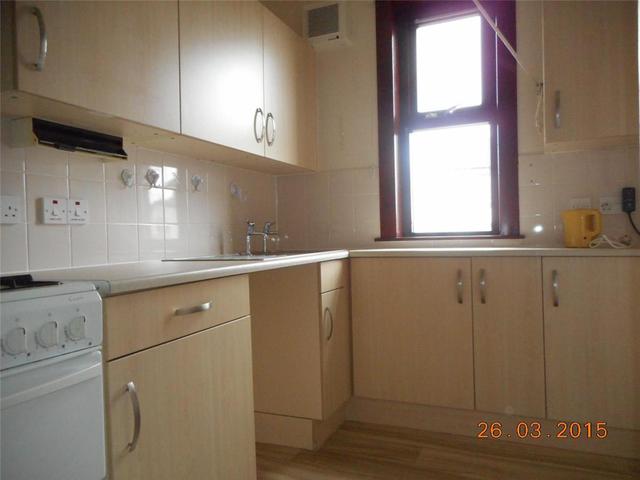  Image of 2 bedroom Flat to rent in Knowehead Crescent Kirriemuir DD8 at Kirriemuir Angus Angus, DD8 5AH