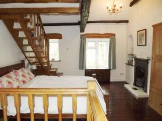  Image of 2 bedroom End of Terrace for sale in Knox Mill Lane Killinghall Harrogate HG3 at Killinghall Harrogate Killinghall, HG3 2AQ