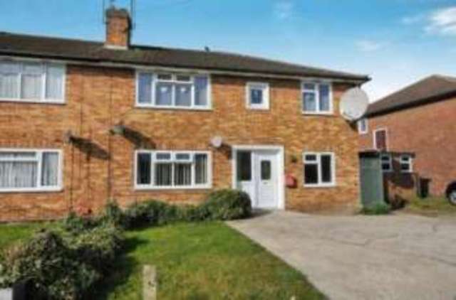  Image of 2 bedroom Maisonette for sale in Ladbrooke Crescent Sidcup DA14 at Sidcup  North Cray, DA14 4RT