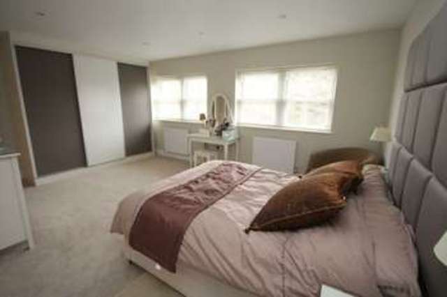  Image of 5 bedroom Semi-Detached house for sale in Lambourne Road Chigwell IG7 at Lambourne Road  Chigwell, IG7 6EJ