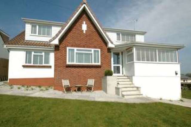 Image of 4 bedroom Detached house to rent in Lammas Lane Preston Paignton TQ3 at Lammas Lane  Paignton, TQ3 2PX