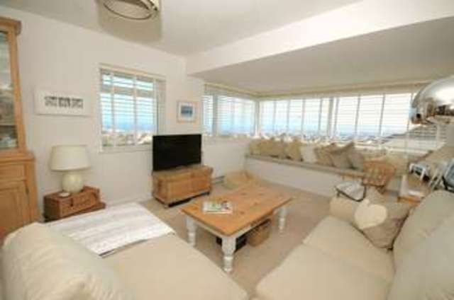  Image of 4 bedroom Detached house to rent in Lammas Lane Preston Paignton TQ3 at Lammas Lane  Paignton, TQ3 2PX