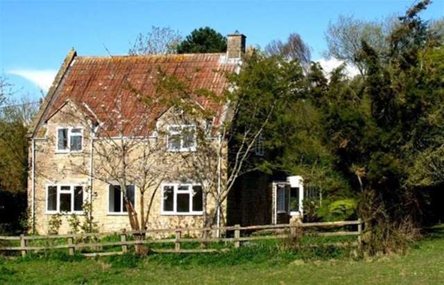  Image of 3 bedroom Detached house for sale in Lamyatt Shepton Mallet BA4 at Shepton Mallet, BA4 6NP