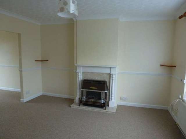  Image of 3 bedroom End of Terrace to rent in Landseer Avenue Bristol BS7 at Lockleaze Bristol Stapleton, BS7 9YT
