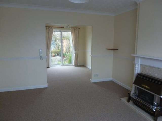  Image of 3 bedroom End of Terrace to rent in Landseer Avenue Bristol BS7 at Lockleaze Bristol Stapleton, BS7 9YT