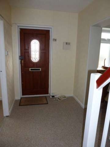  Image of 3 bedroom End of Terrace to rent in Landseer Avenue Bristol BS7 at Lockleaze Bristol Stapleton, BS7 9YT