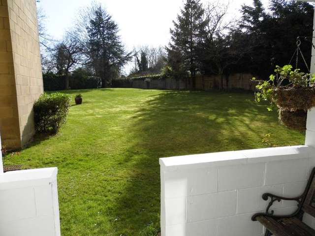  Image of 3 bedroom Flat for sale in Lansdown Road Bath BA1 at Lansdown Bath Lansdown, BA1 5TL