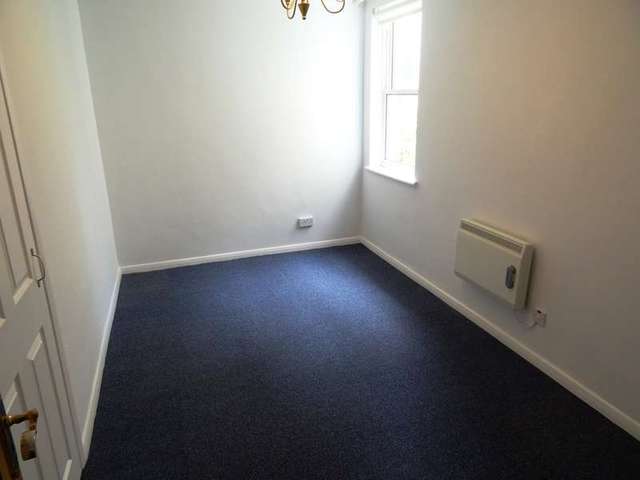 Image of 3 bedroom Flat for sale in Lansdown Road Bath BA1 at Lansdown Bath Lansdown, BA1 5TL