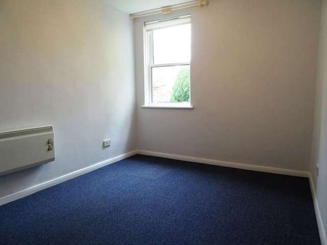  Image of 3 bedroom Flat for sale in Lansdown Road Bath BA1 at Lansdown Bath Lansdown, BA1 5TL