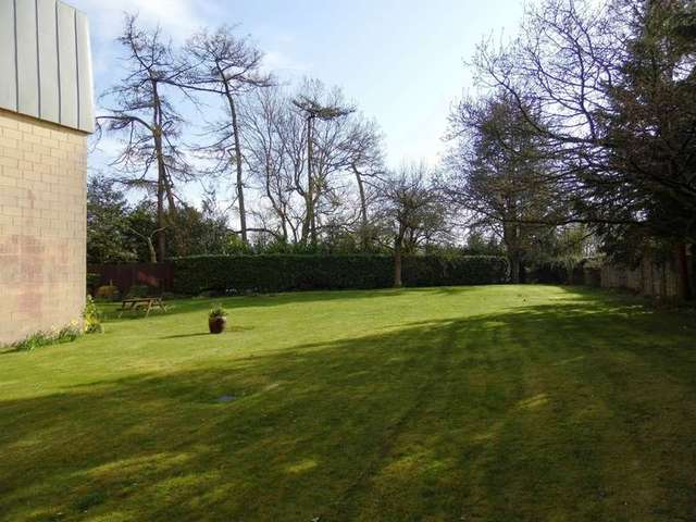  Image of 3 bedroom Flat for sale in Lansdown Road Bath BA1 at Lansdown Bath Lansdown, BA1 5TL