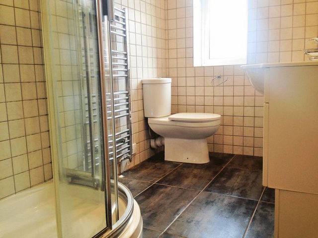  Image of 3 bedroom Semi-Detached house to rent in Lansdowne Road Hartshill Stoke-on-Trent ST4 at Lansdowne Road Hartshill Stoke-On-Trent, ST4 6EY