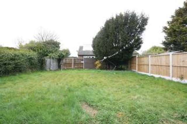  Image of 3 bedroom Bungalow for sale in Laurelhurst Avenue Heswall Wirral CH61 at Laurelhurst Avenue  Pensby, CH61 9NY