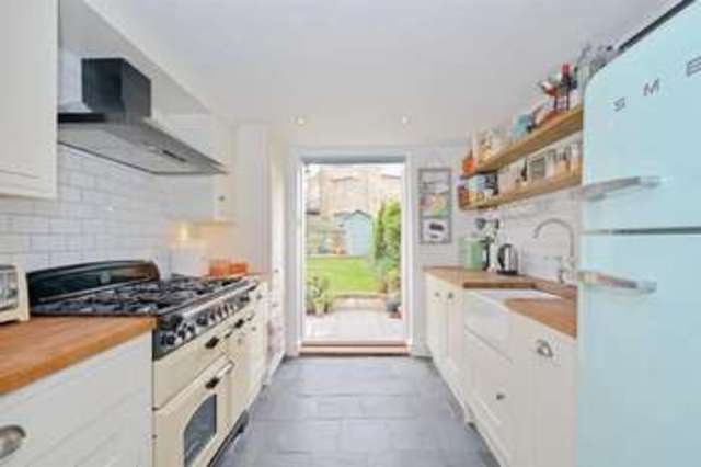  Image of 2 bedroom Flat for sale in Lauriston Road London E9 at Lauriston Road  London, E9 7HA
