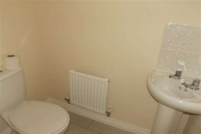  Image of 1 bedroom Detached house to rent in Hollyhocks Close Evesham WR11 at Evesham, WR11 3EQ