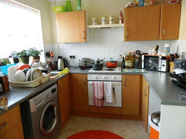  Image of 2 bedroom Semi-Detached house for sale in Leeward Close Bridgwater TA6 at Leeward Close  Bridgwater, TA6 5HQ