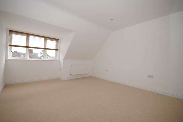  Image of 2 bedroom Apartment to rent in Leicester Road Quorn Loughborough LE12 at Quorn, LE12 8BA