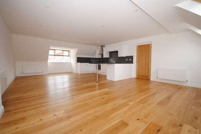  Image of 2 bedroom Apartment to rent in Leicester Road Quorn Loughborough LE12 at Quorn, LE12 8BA