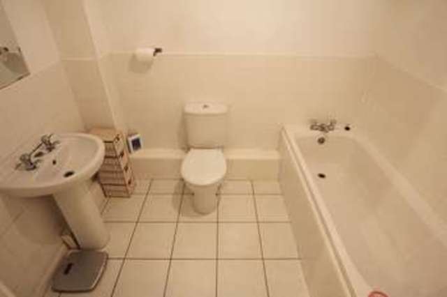  Image of 2 bedroom Flat for sale in Heyesmere Court Aigburth Liverpool L17 at Heyesmere Court  Liverpool, L17 6GE