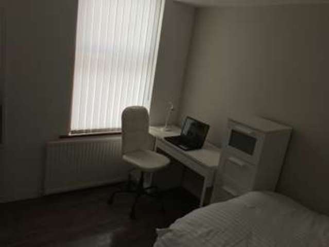  Image of 6 bedroom Terraced house to rent in Leopold Road Kensington Liverpool L7 at Leopald Road  Liverpool, L7 8SP