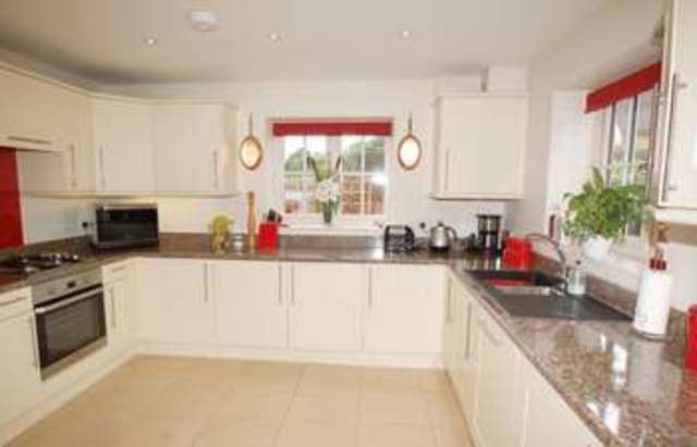  Image of 3 bedroom Detached house for sale in Lester Grove Hazlemere High Wycombe HP15 at Lester Grove Hazlemere High Wycombe, HP15 7HW
