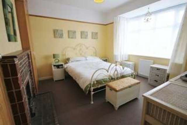  Image of 4 bedroom Property for sale in Leylands Road Burgess Hill RH15 at Leylands Road  Burgess Hill, RH15 8AF