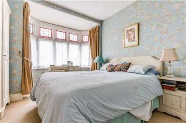  Image of 4 bedroom Detached house for sale in Leys Road Cambridge CB4 at Cambridge, CB4 2AT