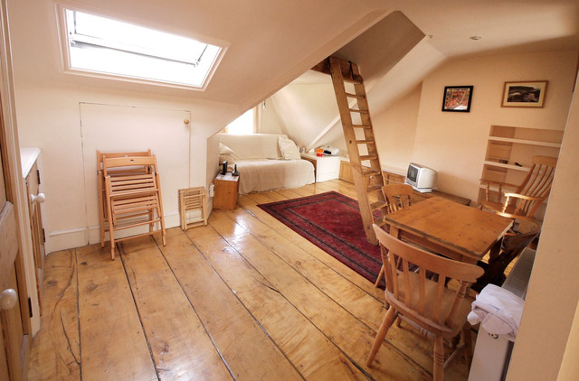  Image of Property to rent in Lincoln Road London N2 at East Finchley, N2 9DJ