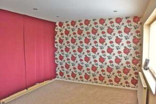 Image of 3 bedroom Terraced house for sale in Lincoln Street Lawrence Hill Bristol BS5 at Lincoln Street Barton Hill Bristol, BS5 0BD