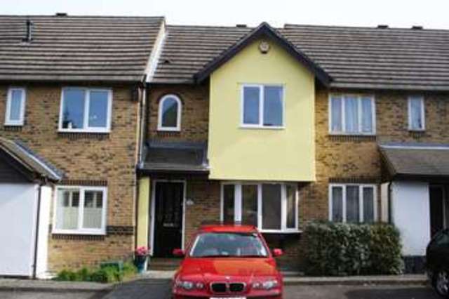  Image of 2 bedroom Terraced house to rent in Linden Place Mitcham CR4 at Surrey  Mitcham, CR4 4EY