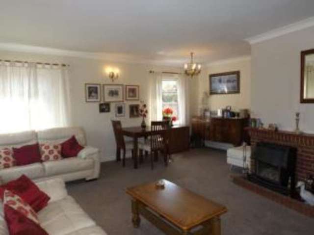  Image of 3 bedroom Bungalow for sale in Homestead Close Lingwood Norwich NR13 at Lingwood Norwich Lingwood, NR13 4AT