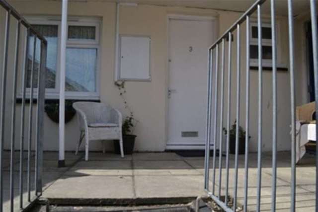  Image of 2 bedroom Flat to rent in Bay Tree Hill Liskeard PL14 at Liskeard, PL14 4GD