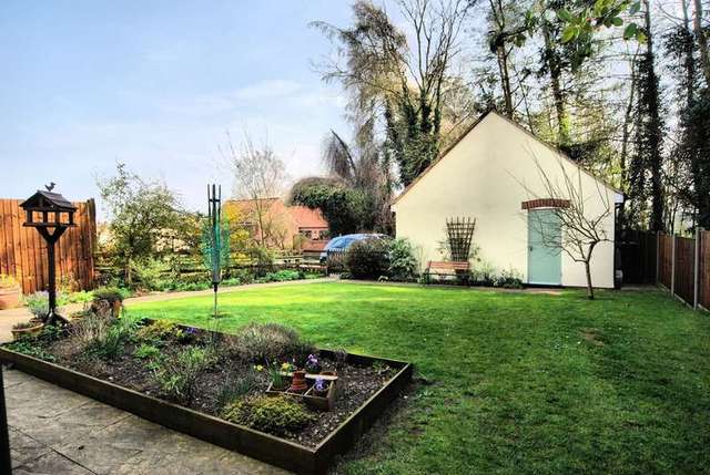  Image of 3 bedroom Semi-Detached house for sale in Lexham Road Litcham King