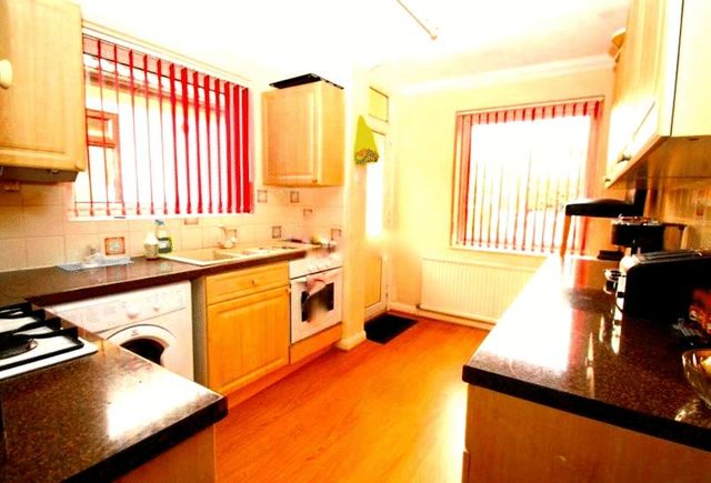  Image of 2 bedroom Detached house for sale in Little Clacton Road Clacton-on-Sea CO16 at Little Clacton Road  Clacton-On-Sea, CO16 8EA