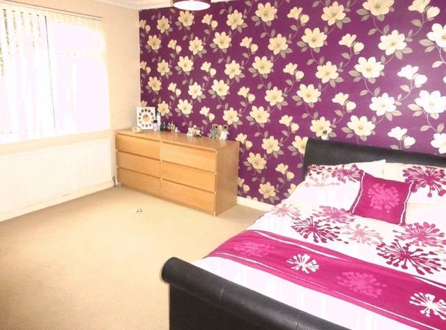  Image of 2 bedroom Detached house for sale in Little Clacton Road Clacton-on-Sea CO16 at Little Clacton Road  Clacton-On-Sea, CO16 8EA