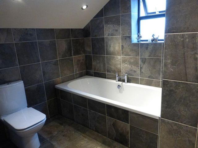  Image of 4 bedroom Detached house for sale in Stad Cae