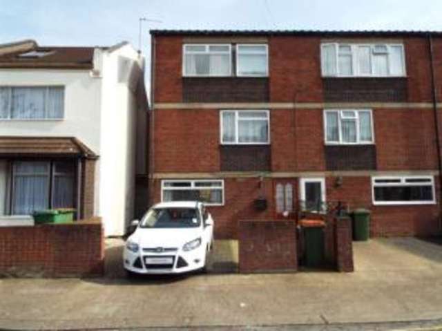  Image of 4 bedroom Town House for sale in Haig Road West London E13 at Plaistow  Newham, E13 9LH