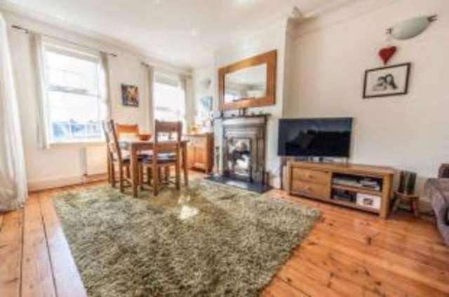  Image of 2 bedroom Flat for sale in Colston Road London SW14 at London  Mortlake, SW14 7PQ