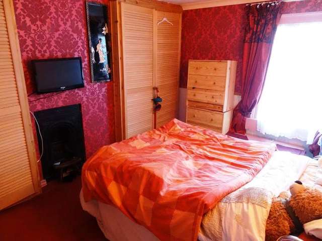  Image of 3 bedroom Terraced house for sale in London Road East Batheaston Bath BA1 at Batheaston Bath Bathford, BA1 7NB
