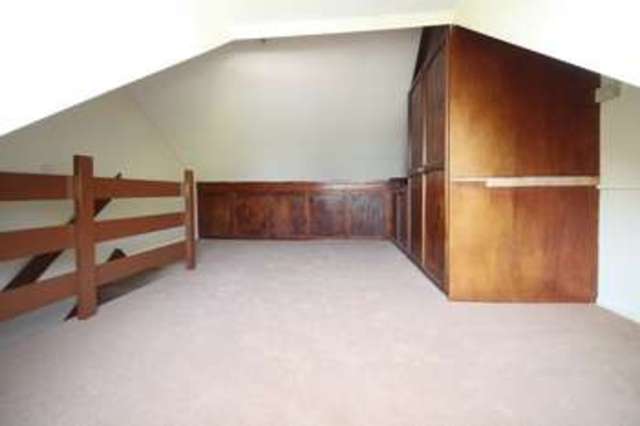  Image of 3 bedroom Flat for sale in London Road Hemel Hempstead HP3 at London Road  Hemel Hempstead, HP3 9SD