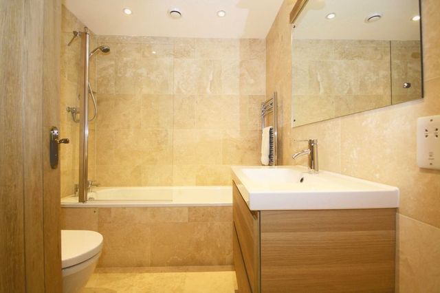  Image of 4 bedroom Detached house for sale in High Street Long Crendon Aylesbury HP18 at 45 High Street  Long Crendon, HP18 9AL