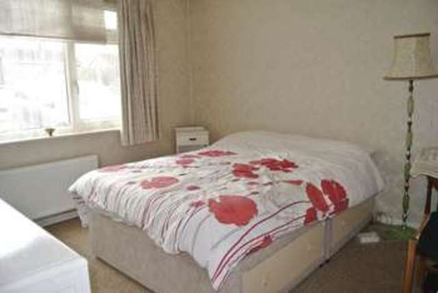  Image of 2 bedroom Detached house for sale in Longcliffe Road Grantham NG31 at Longcliffe Road  Grantham, NG31 8DX