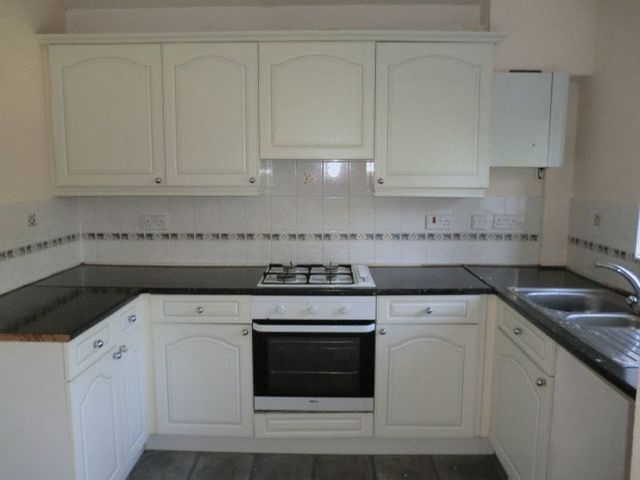  Image of 2 bedroom Semi-Detached house to rent in Longdown Road Liverpool L10 at Longdown Road Fazakerley Liverpool, L10 4US