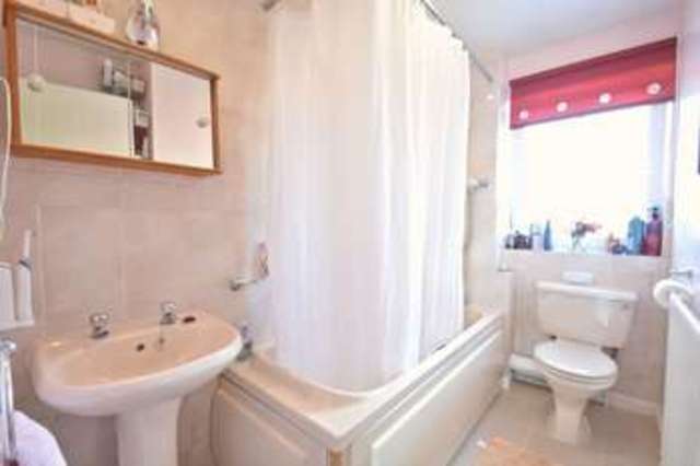  Image of 2 bedroom Detached house for sale in Longford Way Didcot OX11 at Longford Way  Didcot, OX11 7TN