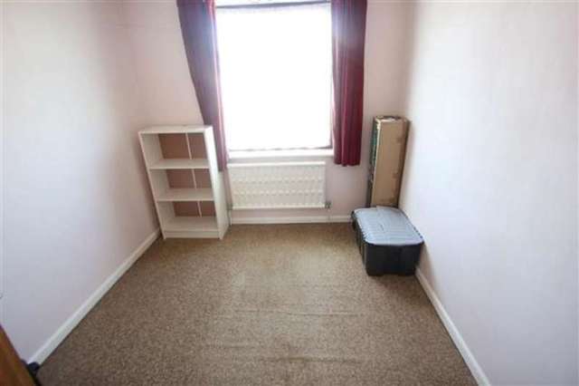  Image of 3 bedroom Semi-Detached house for sale in Lonsdale Close Ipswich IP4 at Ipswich, IP4 4HB