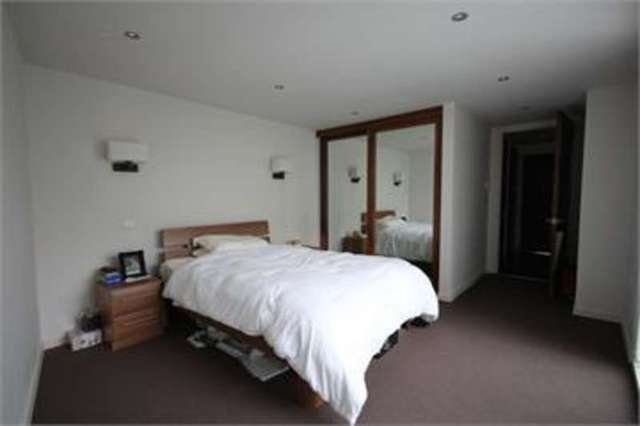  Image of 1 bedroom Flat to rent in Loudoun Road London NW8 at London, NW8 0DH