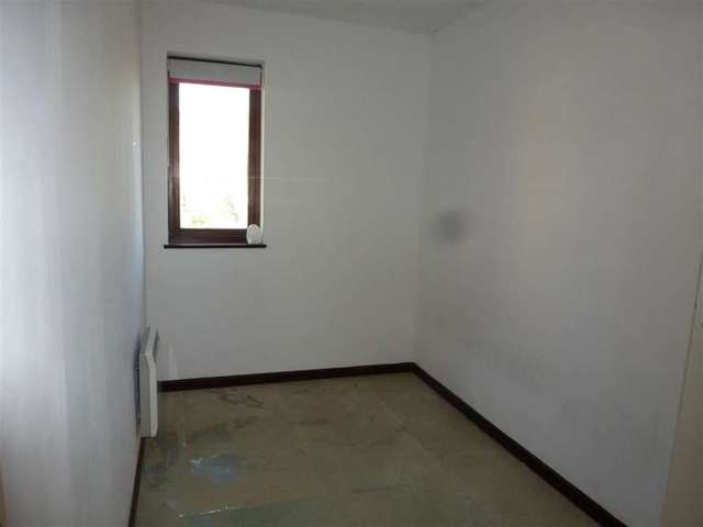  Image of 2 bedroom Flat for sale in Louvain Road Greenhithe DA9 at Greenhithe Kent Greenhithe, DA9 9DY