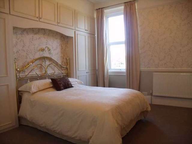 Image of 1 bedroom Flat to rent in Lower Oldfield Park Bath BA2 at Oldfield Park Bath Corston, BA2 3HP
